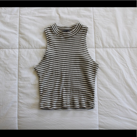 High Neck Cropped Tanktop (S) - Picture 1 of 3